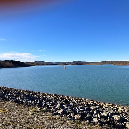Maison Avec Vue Sur Le Lac De Montbel Extérieur photo