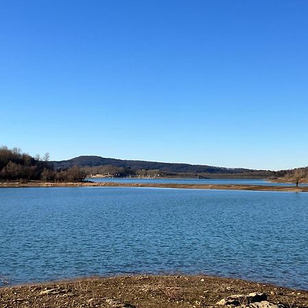 Maison Avec Vue Sur Le Lac De Montbel Extérieur photo
